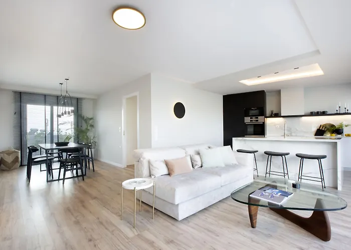 Supreme Luxury Suites By Athens Stay